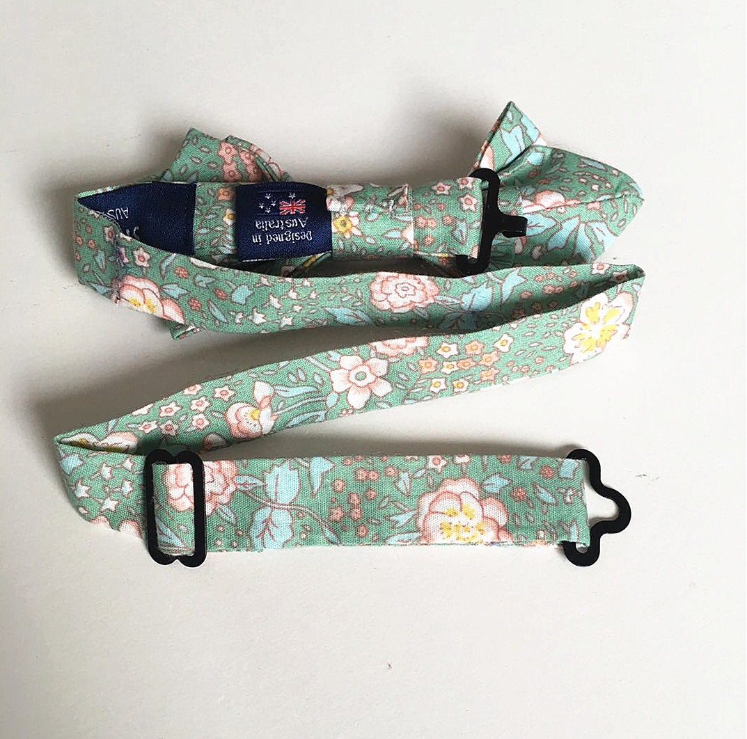Mint Green Floral Diamond Bow Tie