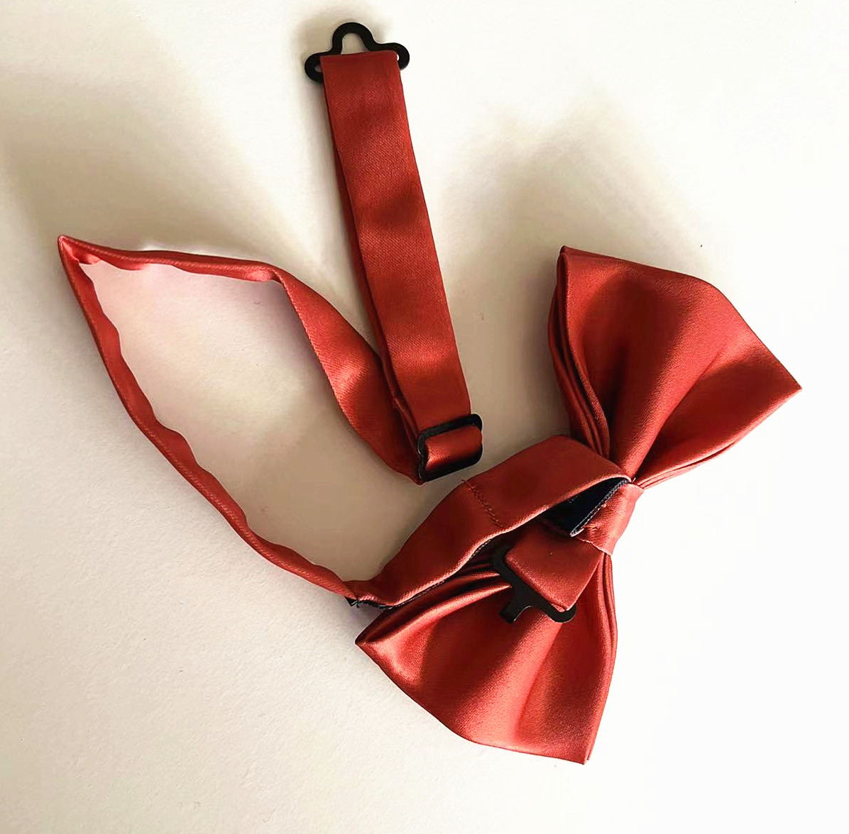 Sienna Satin Pre-tied Bow Tie