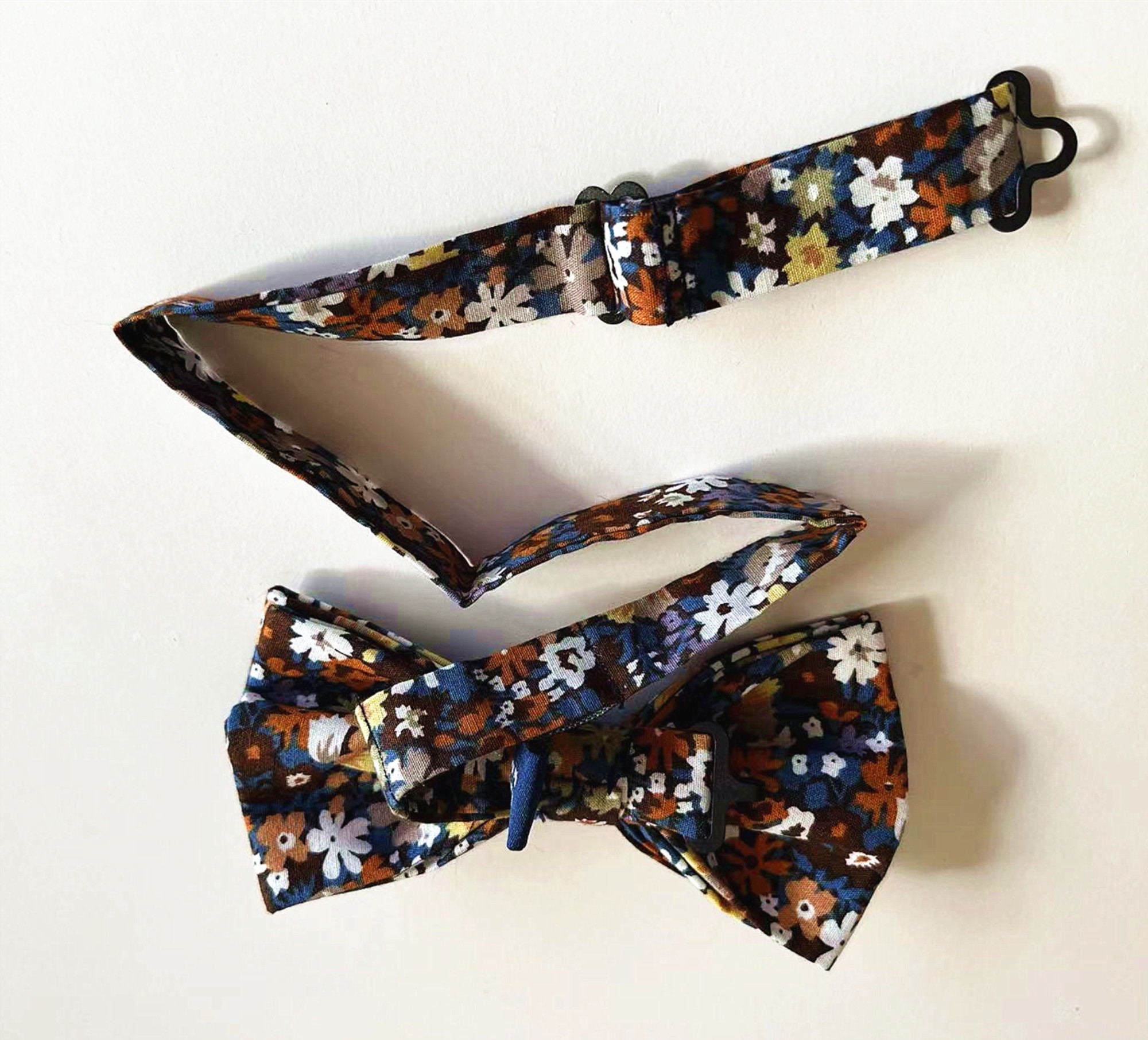 Rust Midnight Floral Pre-tied Bow Tie