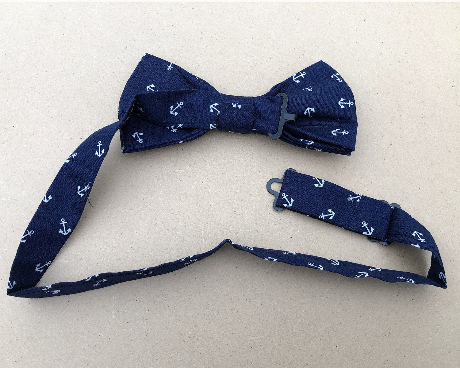 Navy Anchor Pre-tied Bow tie