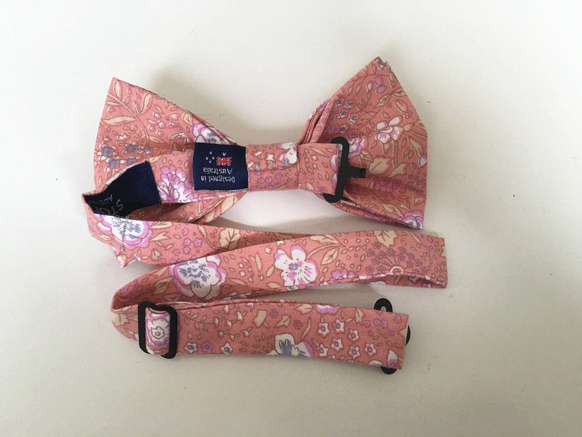 Nude Pink Floral Pre-tied Bow Tie