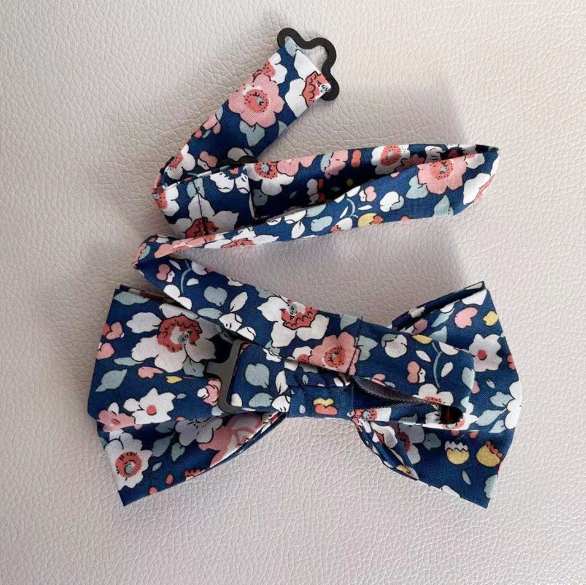 Navy Nude Pink Floral Pre-tied Bow Tie