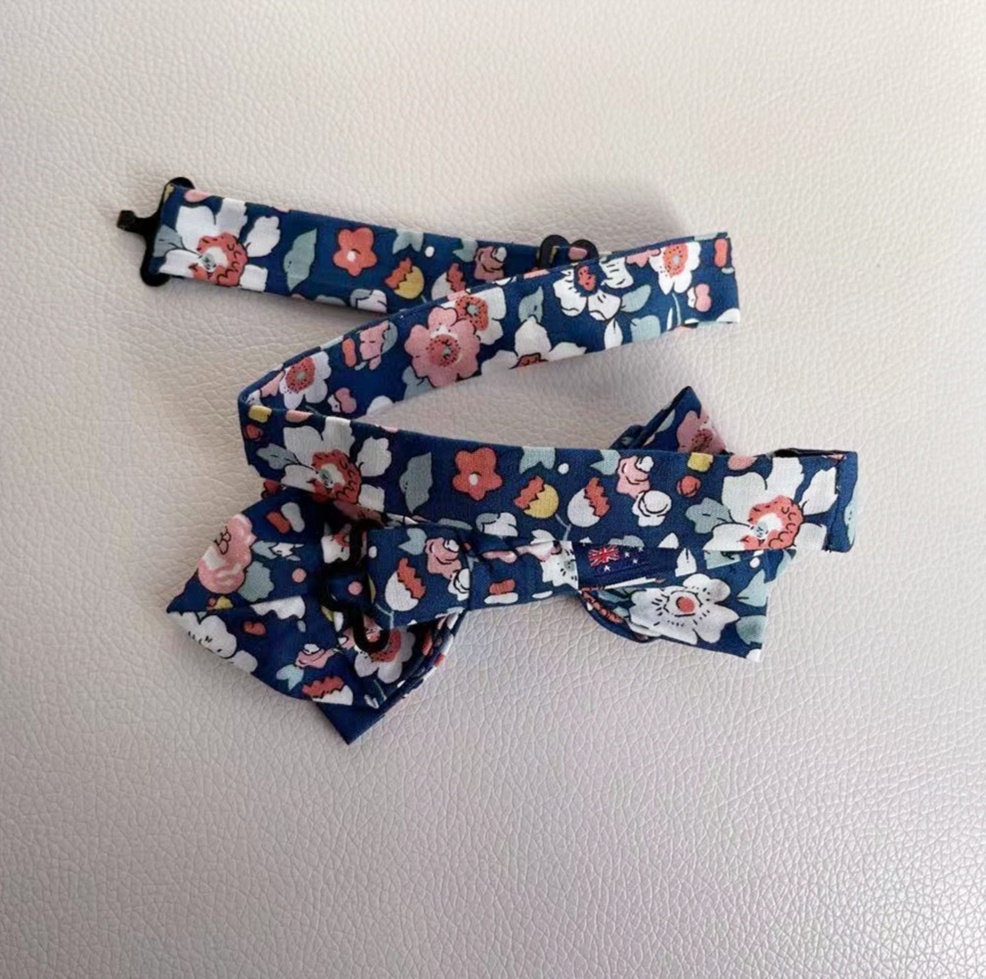 Navy Nude Pink Floral Pre-tied Diamond Bow Tie