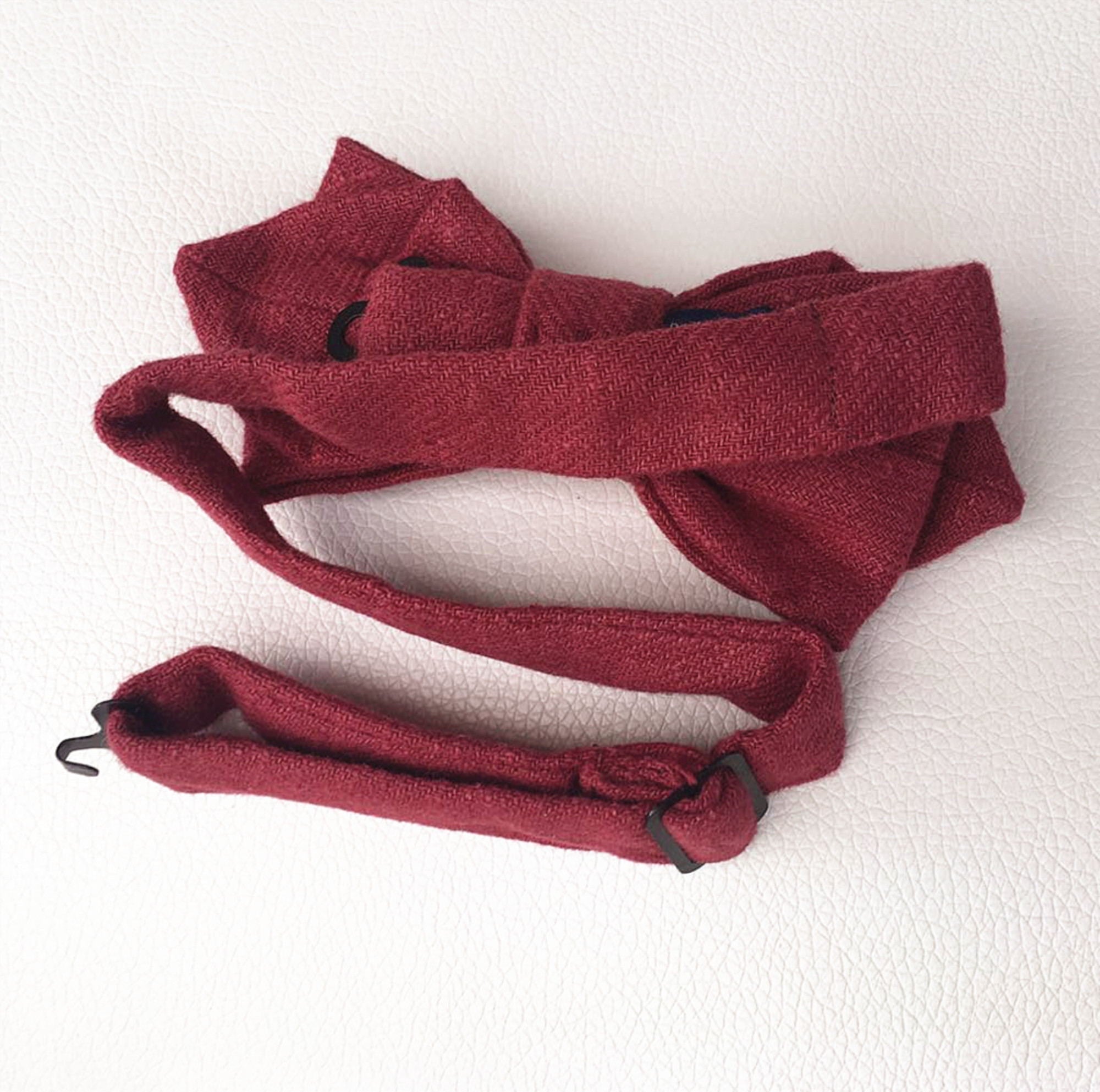Merlot Burgundy Linen Pre-tied Diamond Bow Tie
